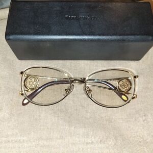 Elegant Gold Women's Glasses